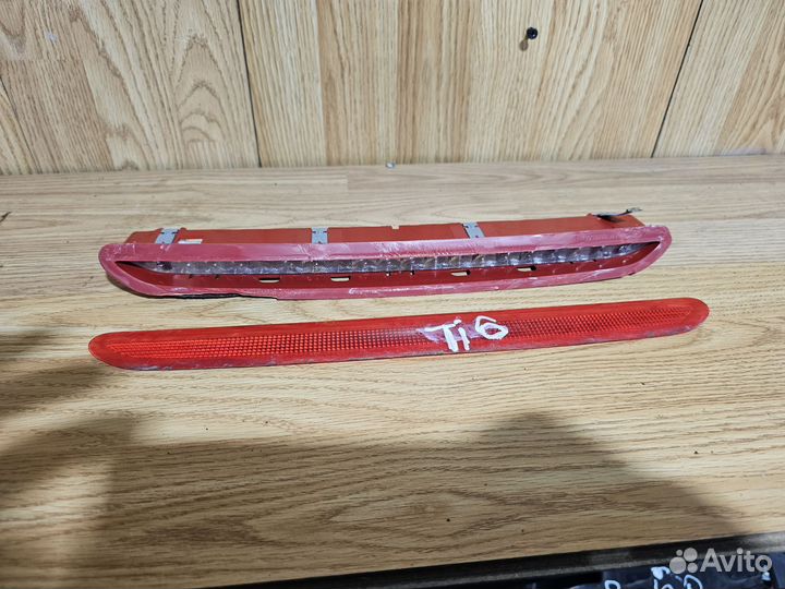 Фонарь задний (стоп сигнал) Volkswagen Tiguan NF