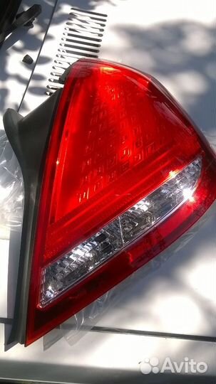 Задняя фара, правая.нисан теана