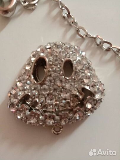 Череп подвеска на цепочке стразы и др