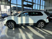 Volkswagen Tiguan 1.4 AMT, 2020, 94 000 км, с пробегом, цена 2 490 000 руб.