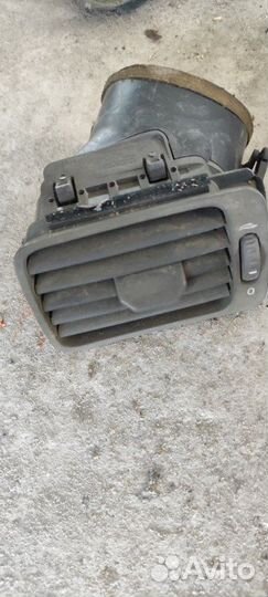 Дефлектор воздушный Volvo S80 седан 2.4 2002