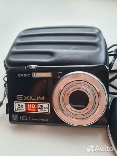 Компактный фотоаппарат casio exilim