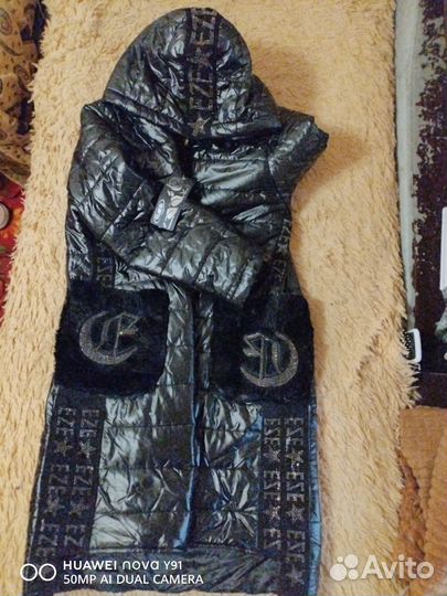 Пуховик женский длинный с капюшоном