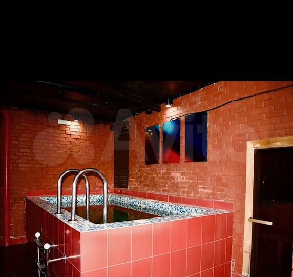 Продам помещение свободного назначения, 230 м²