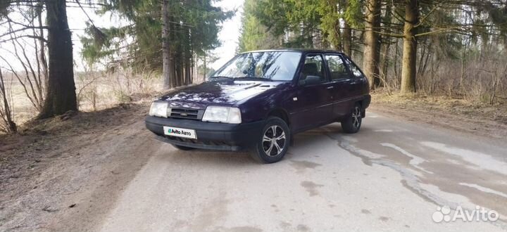 ИЖ 2126 1.6 МТ, 2004, 102 205 км