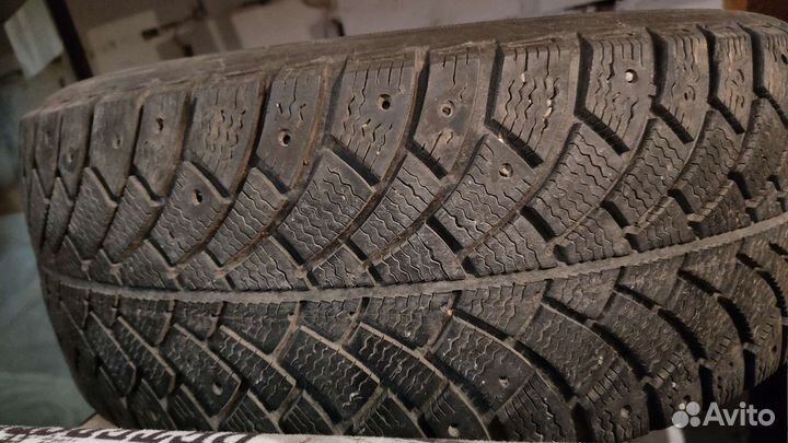 Bfgoodrich G-Force Stud 205/55 R16 94Q