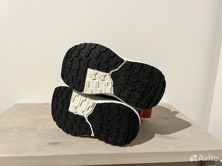 Зимние детские сапожки фирмы Jong Golf