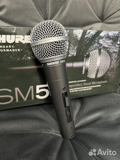 Динамичeский вокaльный микpофон Shurе sm58 новый