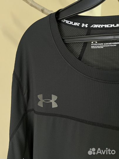 Спортивная футболка Under armour