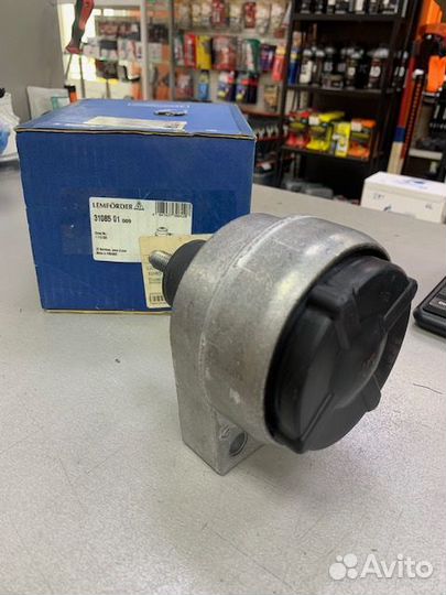 Подушка двс правая Ford Focus 1 1.8/2.0 98