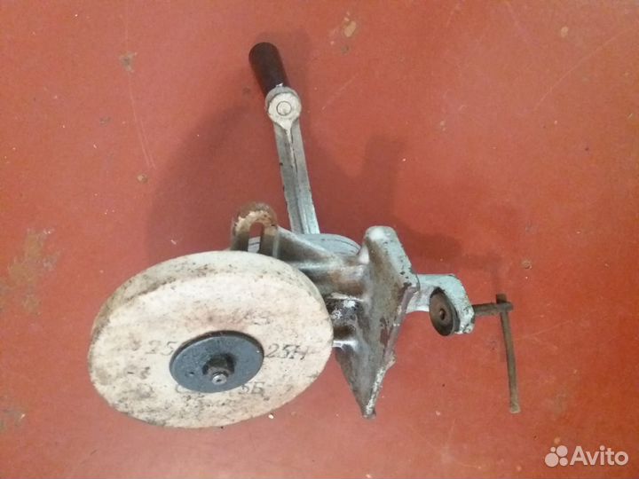 Ручной точильный станок СССР