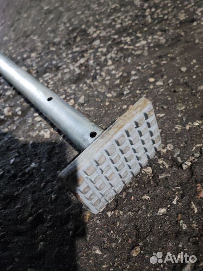 Штанга распорная на рефрижератор