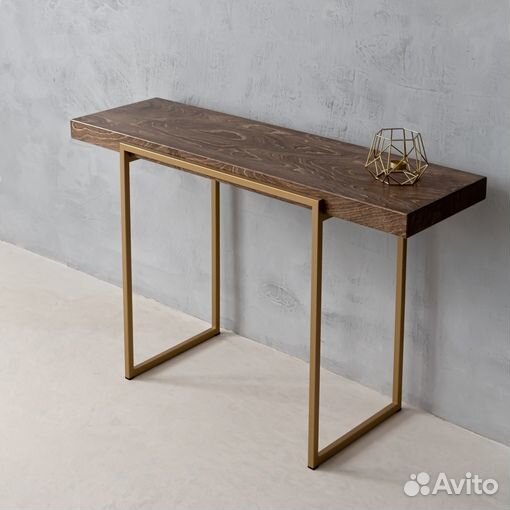 Интерьерная консоль