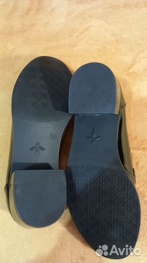 Туфли Лоферы женские 36 размер новые