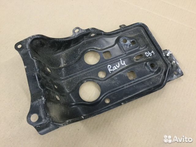 Площадка аккумулятора Тойота рав 4 2006-2013г