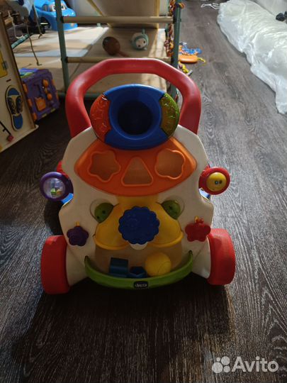 Машинка-каталка ходунки Chicco