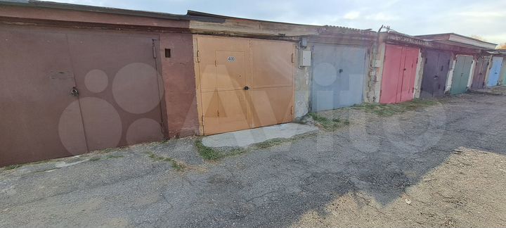 Гараж, > 30 м²