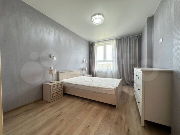 3-к. квартира, 81 м², 8/16 эт.