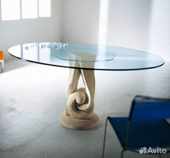 Стол обеденный из камня