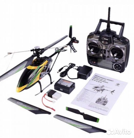 Вертолет на пульте управления