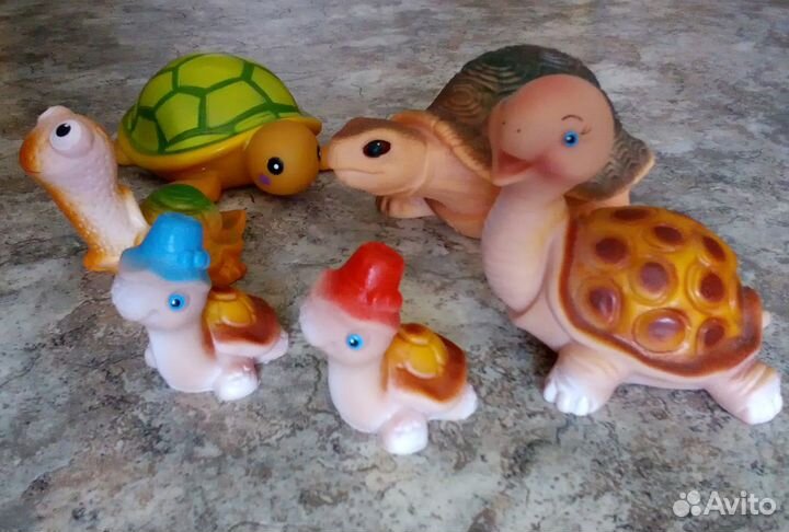 Игрушки (черепахи)