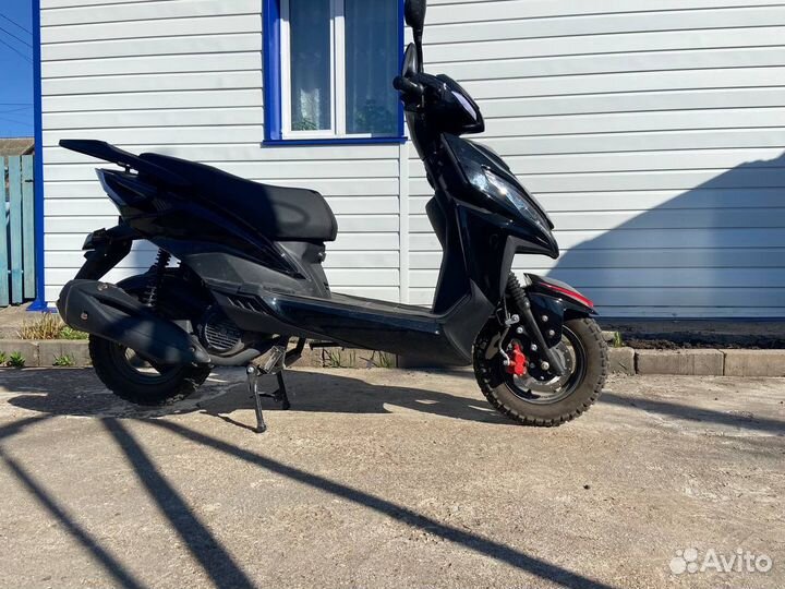 Скутер iris 50(125)