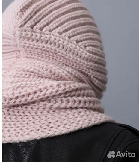 Женский вязаный капор