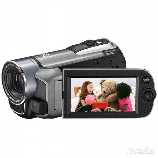 Видеокамера Full HD Canon Legria HF R106 E Kit