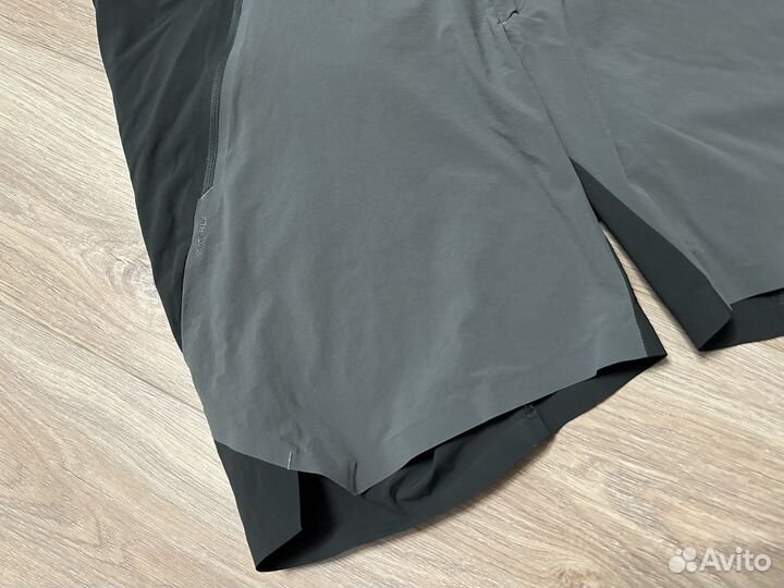 Треккинговые шорты с ремнем Quechua Оригинал