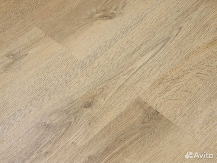 Кварц-виниловый ламинат