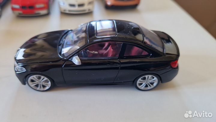 Модель 1:43 BMW 2 Series. Minichamps