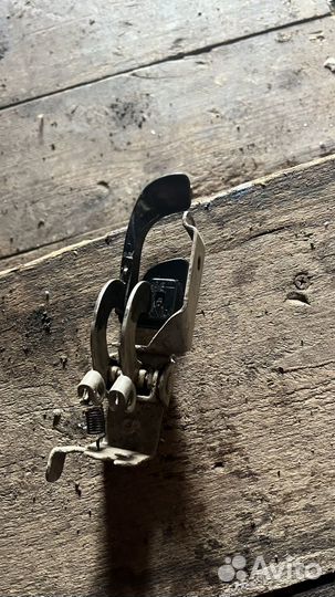 Ручка открывания багажника