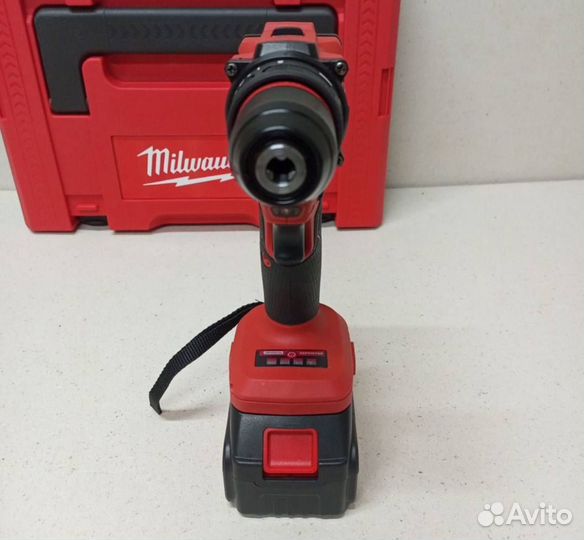 Набор Milwaukee 2in1 (Арт.48334)