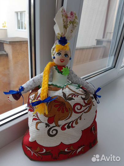 Кукла грелка на чайник