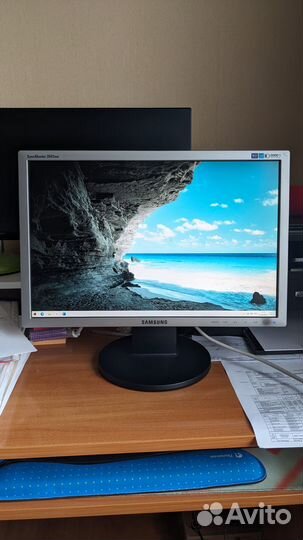 Монитор Samsung SyncMaster 2043nw