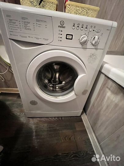 Стиральная машина indesit
