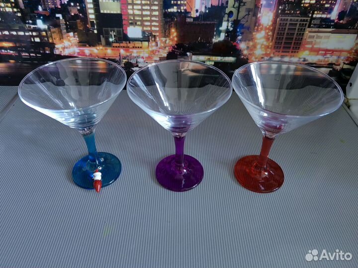 Бокалы под мартини