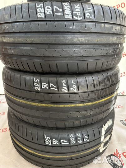 Michelin Pilot Sport 4 225/50 R17 98Y