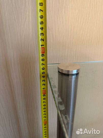 Компьютерный стол стеклянный