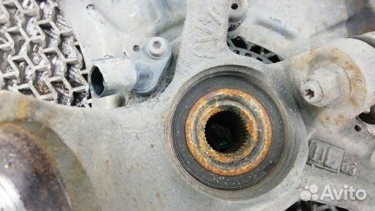 Ступица передняя правая volkswagen bora 1 (UBE07N9