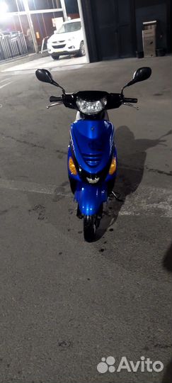 Продам скутер Racer 50 (80куб)