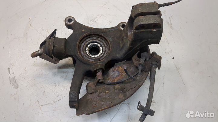 Ступица (кулак, цапфа) правая передняя Peugeot 607