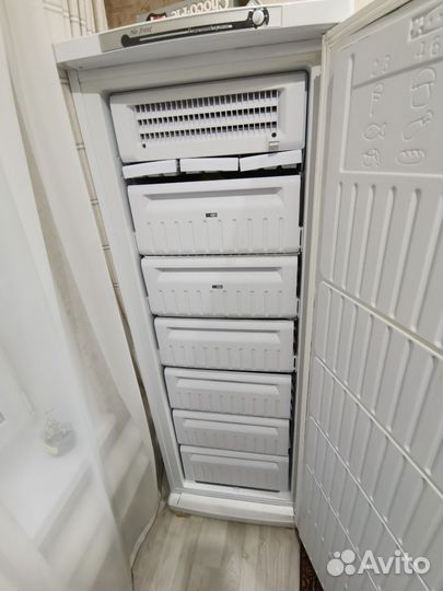 Морозильная камера indesit