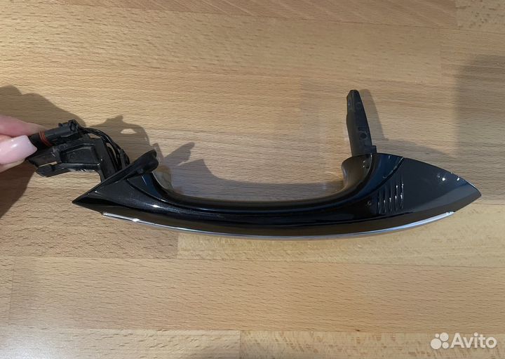 Задняя левая ручка BMW F01