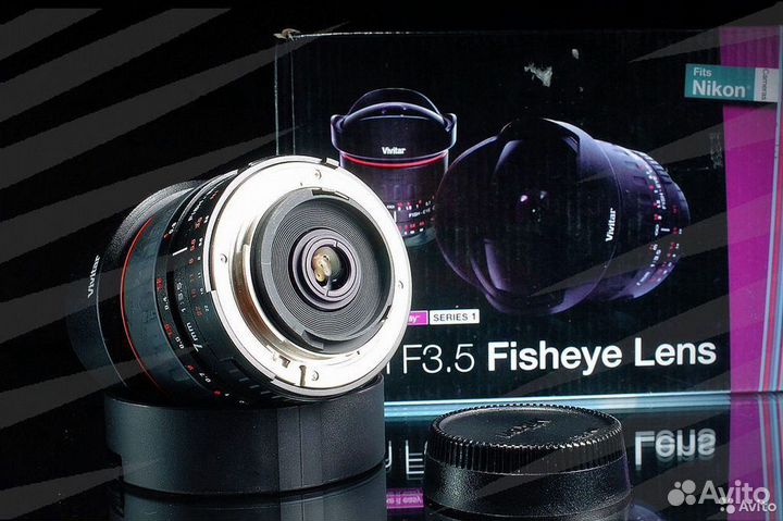 Vivitar 7 mm f/ 3.5 Fish-Eye / 031