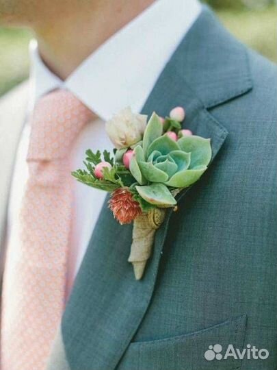 Украшение для волос из цветов невесте