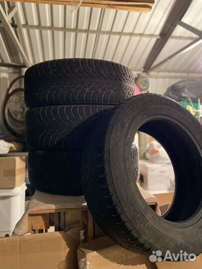 Nokian Tyres Hakkapeliitta R3 215/60 R16 99R