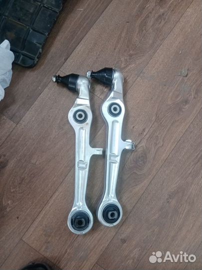 Рычаг передний нижний Volkswagen Passat B5+