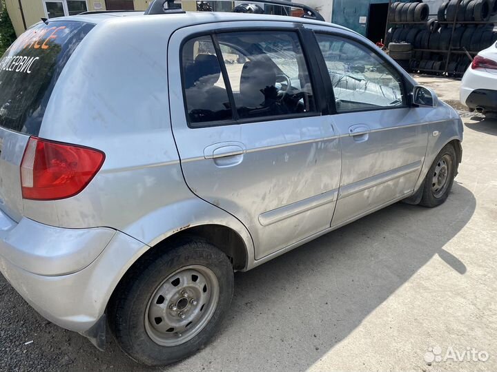 Hyundai getz крышка багажника