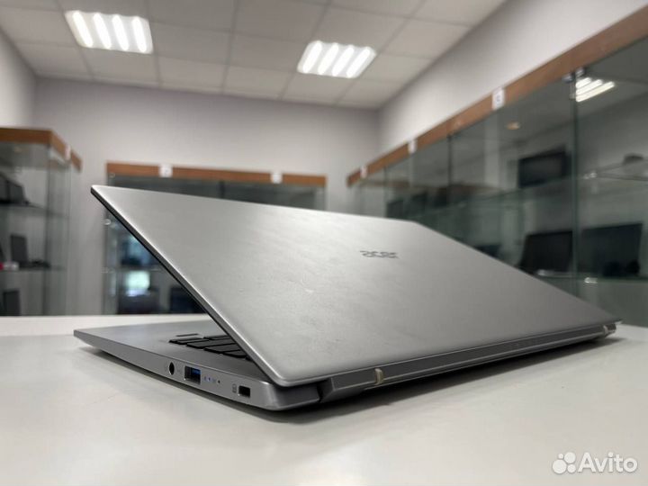 Ультрабук Acer 14 (4 ядра/ 4gb ram/ SSD M.2 128gb)